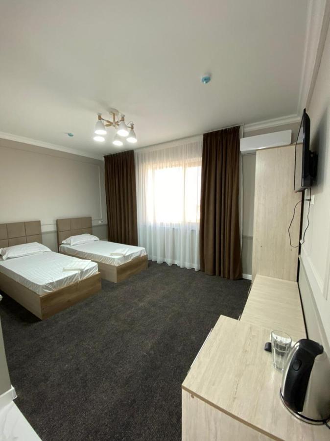Sapphire Hotels Taraz Exteriör bild